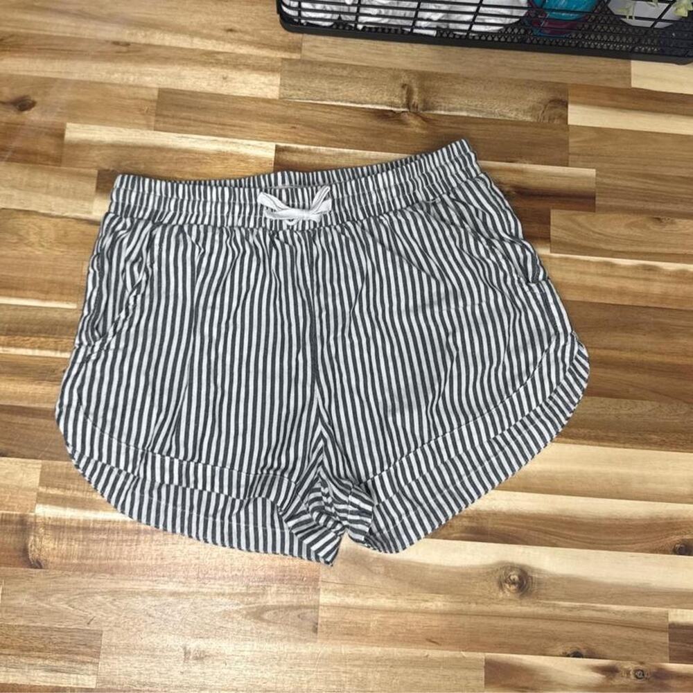 Billabong striped pull on shorts
